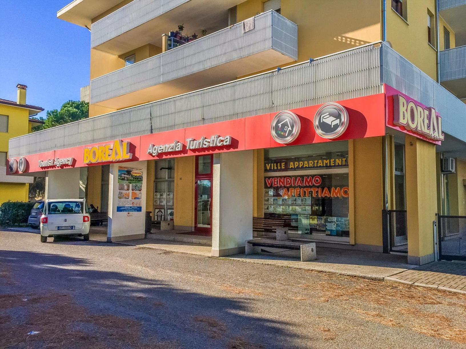 Condominio Clyo Bibione Eksteriør billede