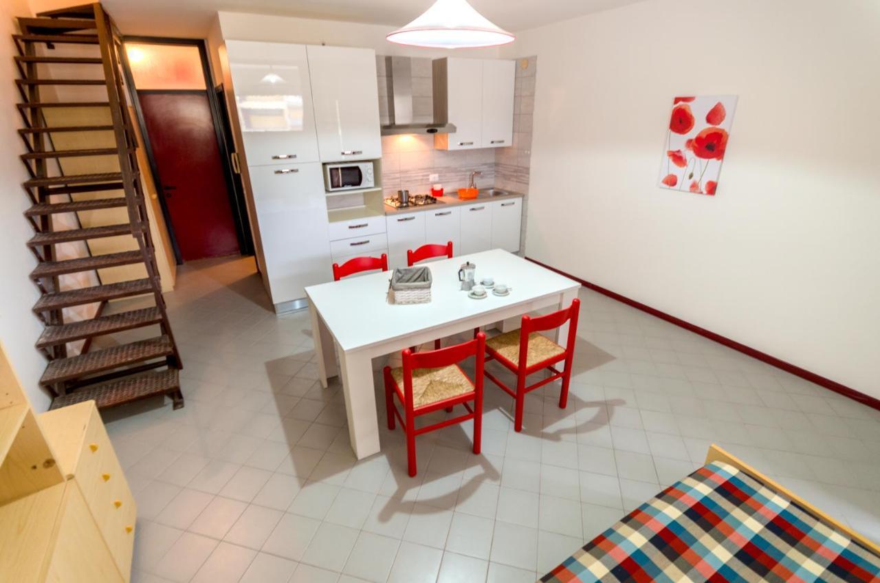 Condominio Clyo Bibione Eksteriør billede